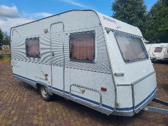 škoda karavany Dethleffs  Stapelbed Family 490 + Voortent 1998/10