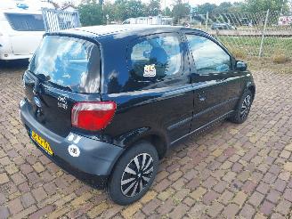 Toyota Yaris 1.0 4 cilinder picture 3