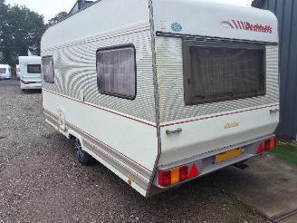Avarii caravane Dethleffs  GERESERVEERD   New Line 460 1992/6