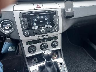 Volkswagen Passat 2.0 TDI picture 7
