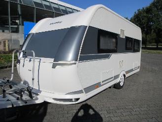 damaged caravans Hobby  Excellent 495 UFE Mover-Voortent 2014/2