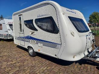 skadebil caravan Hobby  La Vita 440 SF 2010/7