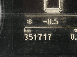 Volkswagen Transporter 2.0 TDI picture 9