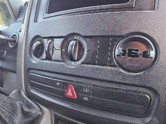 Mercedes Sprinter 209 picture 11