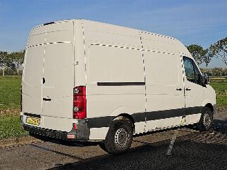 Volkswagen  2 picture 3