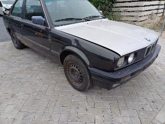 BMW 3-serie 318 picture 2