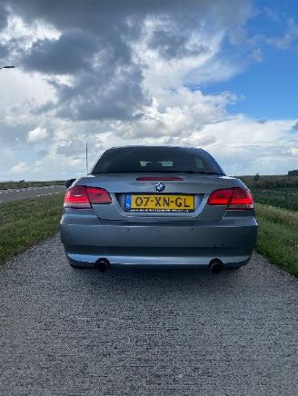 BMW 3-serie 335i e93 picture 13