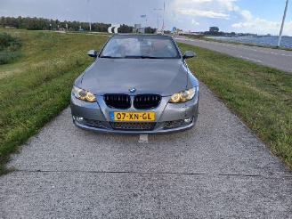 BMW 3-serie 335i e93 picture 3