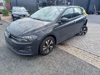 Damaged car Volkswagen Polo 70kw tsi autm 2020/8
