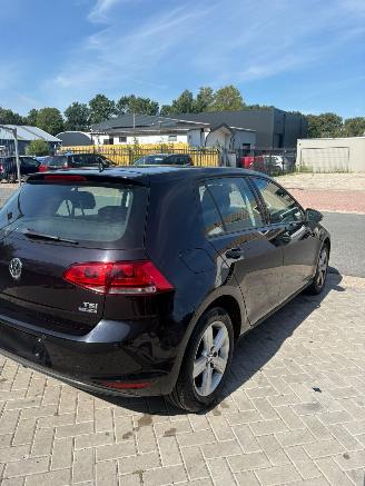 Volkswagen Golf 1.2 tsi automaat highline picture 5