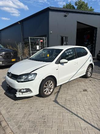 skadebil auto Volkswagen Polo 1.2 tsi lounge 2016/4