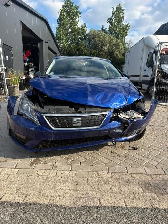 Seat Leon 999cc 85kw automaat picture 3