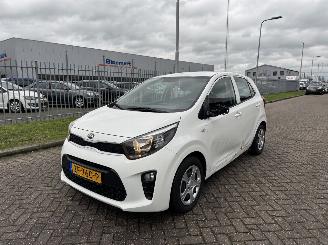 Auto incidentate Kia Picanto 1.0  AIRCO Euro6 2019/5