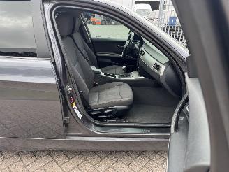 BMW 3-serie 318 i AIRCO picture 16
