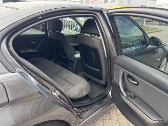 BMW 3-serie 318 i AIRCO picture 14