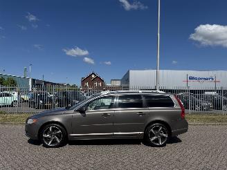 Volvo V-70 2.0 D3 120kw Limited Edition picture 2