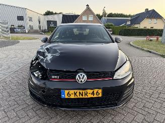 Volkswagen Golf 2.0 GTI picture 9
