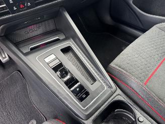 Volkswagen Golf 2.0 GTI 221Kw Clima picture 27