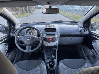 Toyota Aygo 1.0 12V 50kw AIRCO picture 15