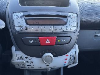 Toyota Aygo 1.0 12V 50kw AIRCO picture 22
