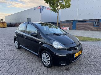 Toyota Aygo 1.0 12V 50kw AIRCO picture 4