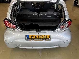 Toyota Aygo 1.0 12V Airco picture 12