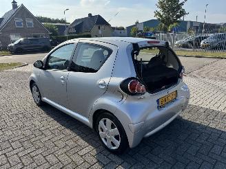 Toyota Aygo 1.0 12V Airco picture 3