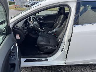 Volvo V-40 1.6 D2 Momentum picture 8