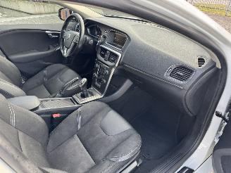 Volvo V-40 1.6 D2 Momentum picture 17