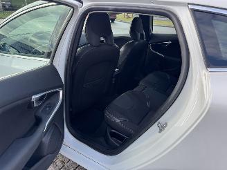 Volvo V-40 1.6 D2 Momentum picture 11