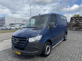 dañado vehículos comerciales Mercedes Sprinter 311 CDI Automaat  NAVI Euro6 2020/3