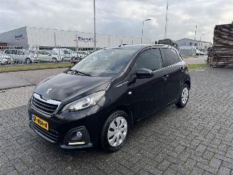 Schadeauto Peugeot 108 1.0  50Kw Active 2015/4