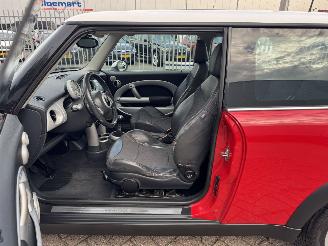 Mini Cooper 1.6 Chilli 85kw AIRCO picture 11
