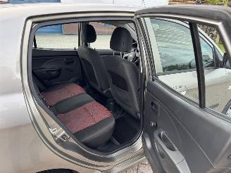 Kia Picanto 1.0 46kw AIRCO picture 13