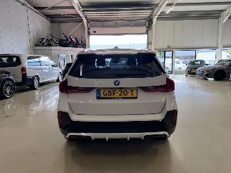 BMW iX1 eDrive20 67 kWh picture 4