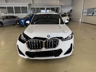 BMW iX1 eDrive20 67 kWh picture 8