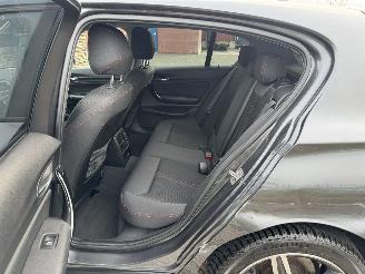 BMW 1-serie 118i  Clima - Navi picture 12
