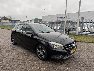 Mercedes A-klasse A180 Ambition 90Kw picture 2