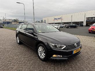  Volkswagen Passat 1.6 TDI Clima - Navi 2015/11