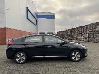 Hyundai Ioniq EV  Clima - Navi picture 5