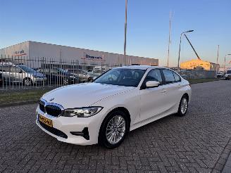 skadebil auto BMW 3-serie 318 D 110Kw Clima - Navi 2020/3