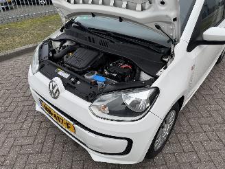 Volkswagen Up! 1.0 44Kw NAIV - AIRCO picture 9
