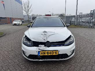 Volkswagen Golf 1.4 TSI GTE picture 4