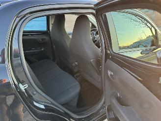 Peugeot 108 1.0 53kw AIRCO picture 13