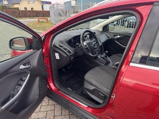 Ford Focus 74kw Navi - Clima picture 10