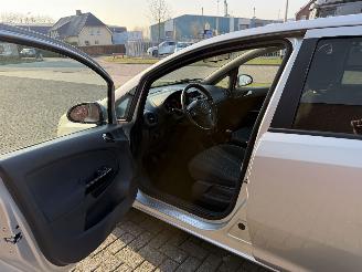 Opel Corsa 1.4 16V Edition AIRCO picture 10