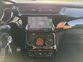 Citroën DS3 1.6 e-HDI So Chic NAVI picture 19