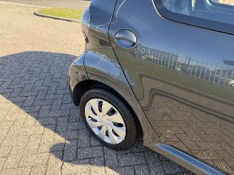 Toyota Aygo 1.0 VVT-i  AIRCO - NAVI picture 10