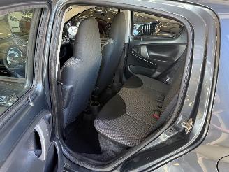 Toyota Aygo 1.0 VVT-i  AIRCO - NAVI picture 13