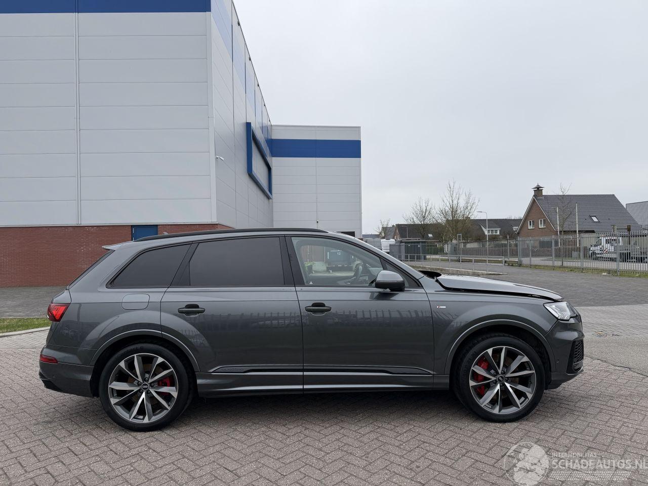 Audi Q7 55 TFSI e Quattro